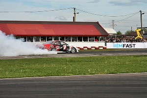 Чемпионат по дрифту "Drift Battle Series 2015". Первый этап в Усть-Лабинске &copy;&nbsp;Фото ЮГА.ру