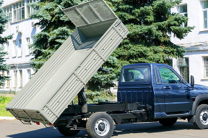 УАЗ самосвал © Фото speedme.ru