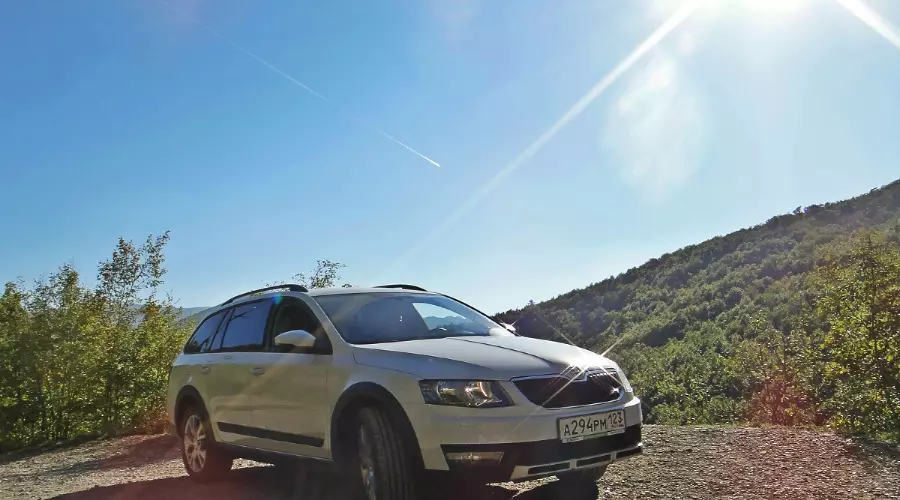 Тест-драйв новой Skoda Octavia Scout &copy;&nbsp;Фото ЮГА.ру