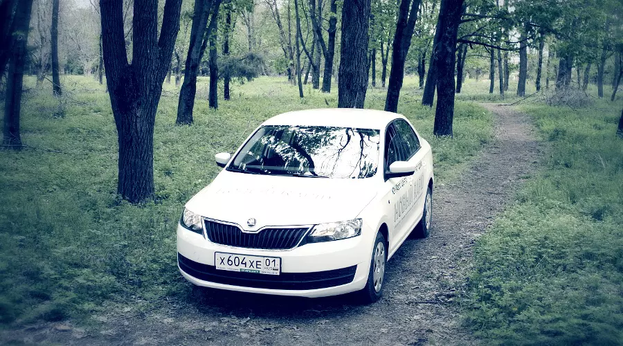 SKODA Rapid. Амбициозный игрок "бюджетного" сегмента &copy;&nbsp;Фото ЮГА.ру