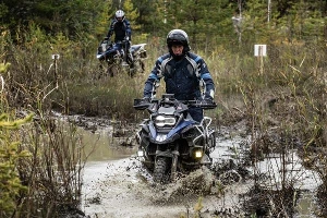 Мотогонка "BMW Motorrad GS Day 2016" состоялась в Калужской области &copy;&nbsp;Юга.ру