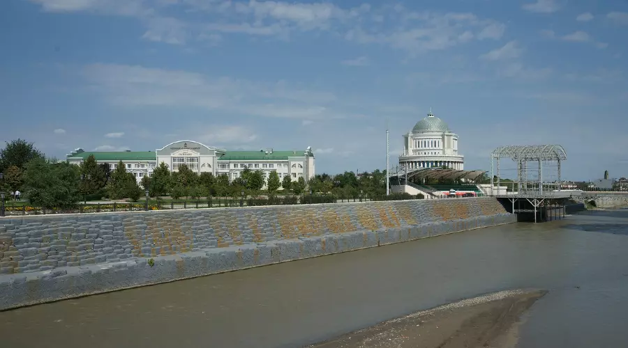 Чеченский финал российского дрэг-рейсинга: "Крепость Грозная" взята &copy;&nbsp;Фото ЮГА.ру