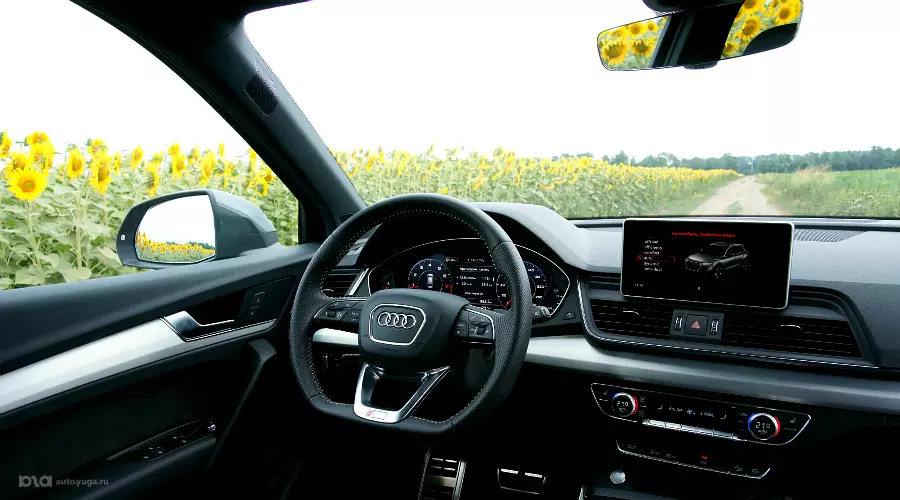Салон нового Audi Q5