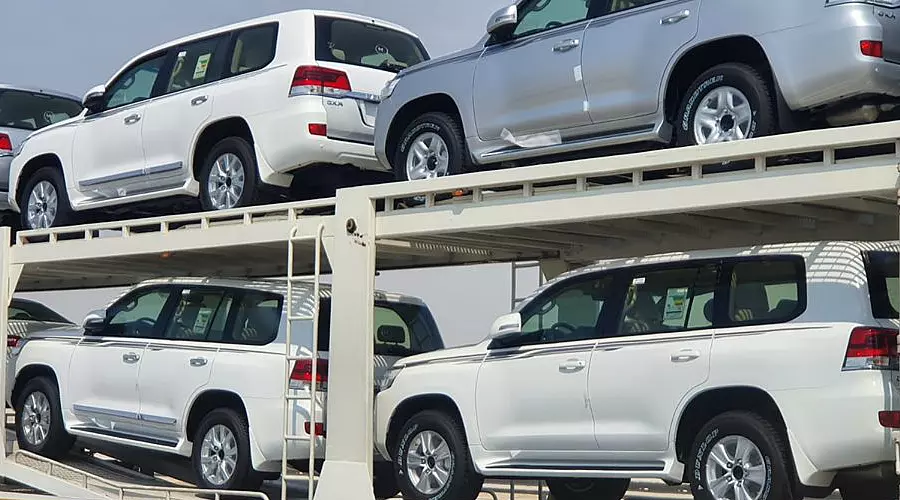 Рестайлинговый внедорожник Toyota Land Cruiser 200 &copy;&nbsp;Фото Kurdistan Automotive Blog