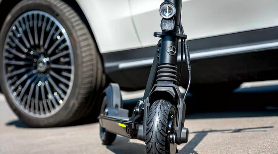 Самокат E-scooter © Фото Daimler AG
