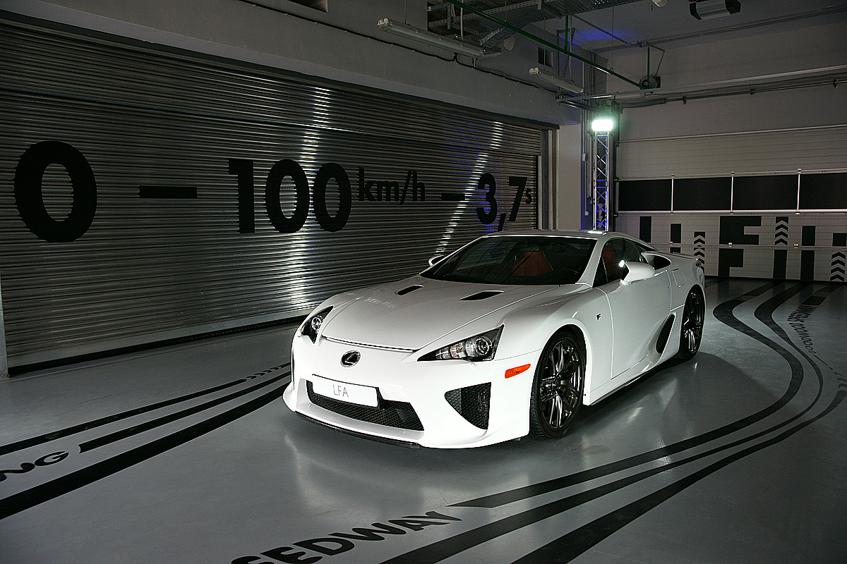 Lexus LFA. 