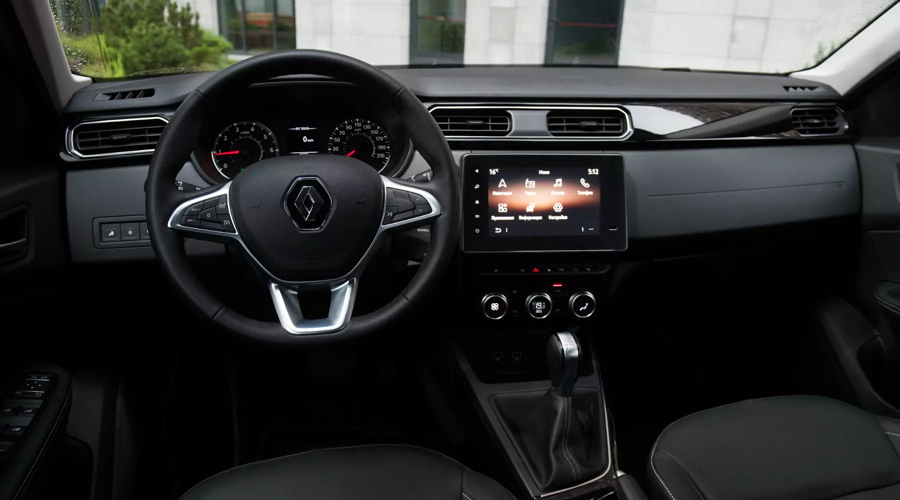 Салон Renault Arkana