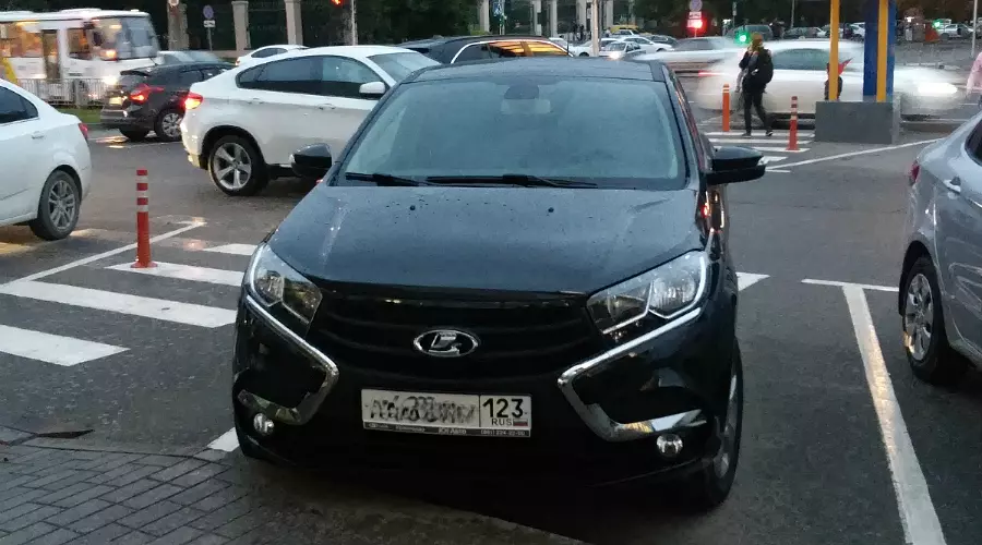 Lada Vesta &copy;&nbsp;Фото Евгения Мельченко, Юга.ру