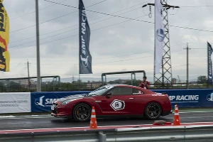 Самые быстрые машины России в столице Чечни &copy;&nbsp;Фото Евгения Мельченко, Юга.ру