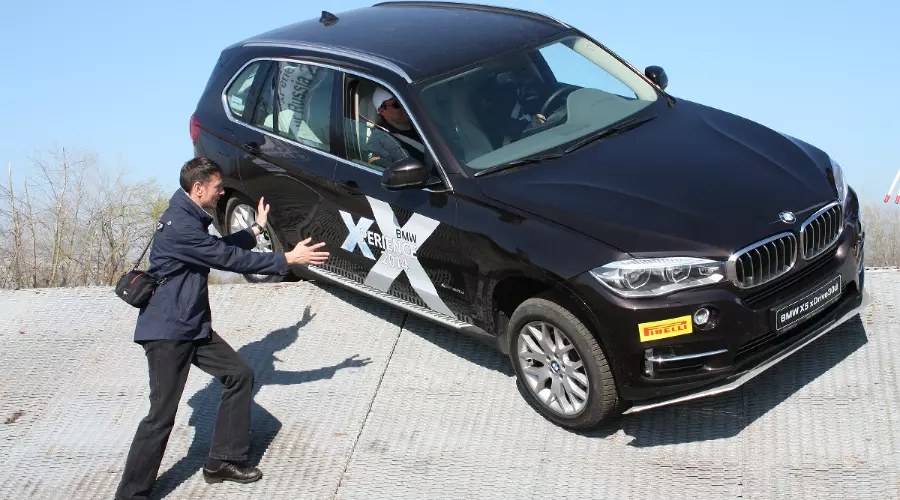 Характер нордический: BMW xPerience 2014 &copy;&nbsp;Фото ЮГА.ру