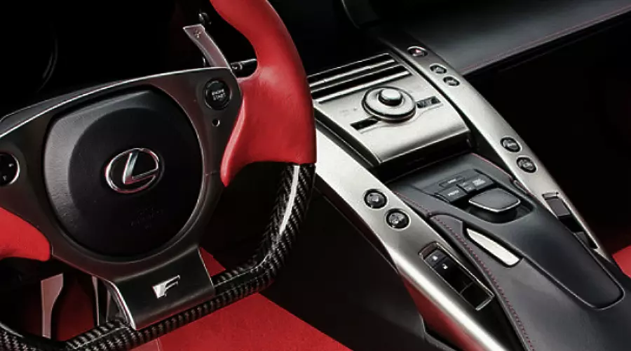 Lexus LFA. "Рев ангела" на "Сочи Автодроме" &copy;&nbsp;Фото ЮГА.ру