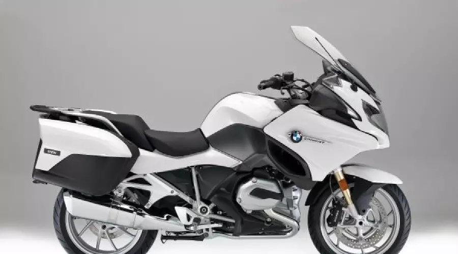 BMW Motorrad представляет новинки 2017 года © Фото ЮГА.ру BMW Motorrad представляет новинки 2017 года © Фото ЮГА.ру