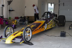 Самые быстрые машины России в столице Чечни &copy;&nbsp;Фото Евгения Мельченко, Юга.ру