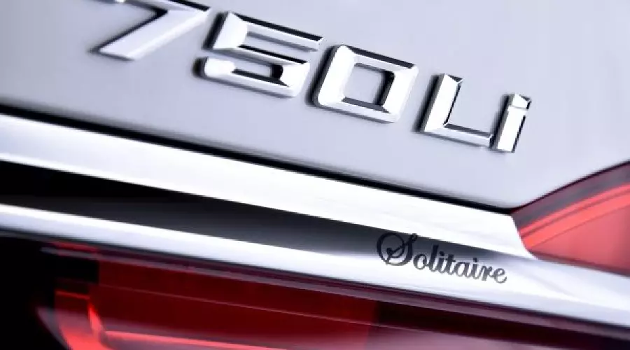 BMW Group представляет специальные версии нового BMW 7 серии © Фото ЮГА.ру BMW Group представляет специальные версии нового BMW 7 серии © Фото ЮГА.ру