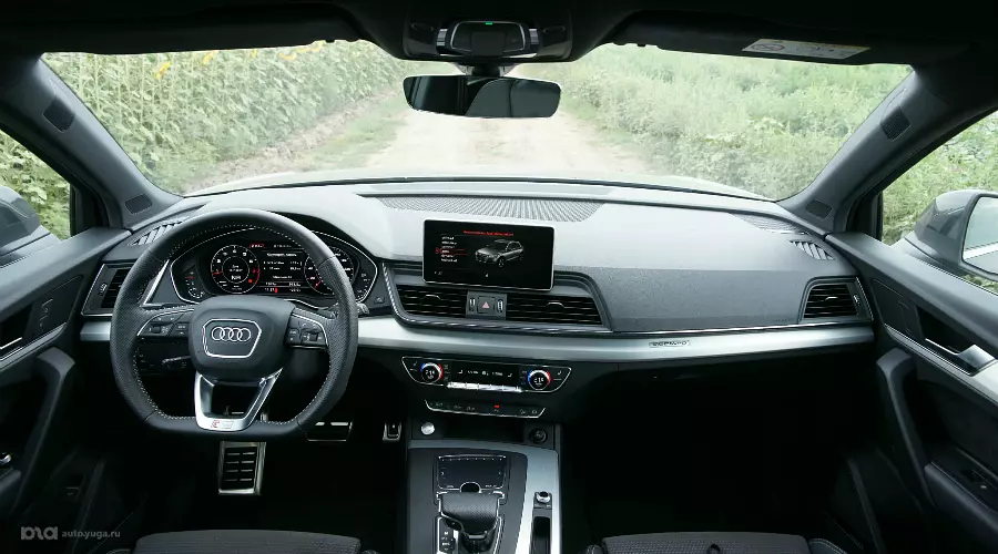 Салон нового Audi Q5