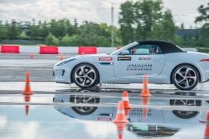 Компания Continental представила и испытала новую шину SportContact 6 &copy;&nbsp;Фото ЮГА.ру