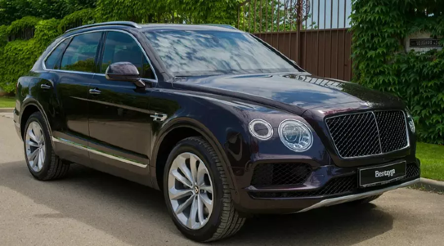 Bentley Bentayga V8 &copy;&nbsp;Фото Евгения Мельченко, Юга.ру