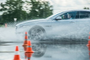 Компания Continental представила и испытала новую шину SportContact 6 &copy;&nbsp;Фото ЮГА.ру