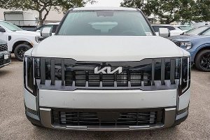 Kia Telluride &copy;&nbsp;Фото: Автостарс