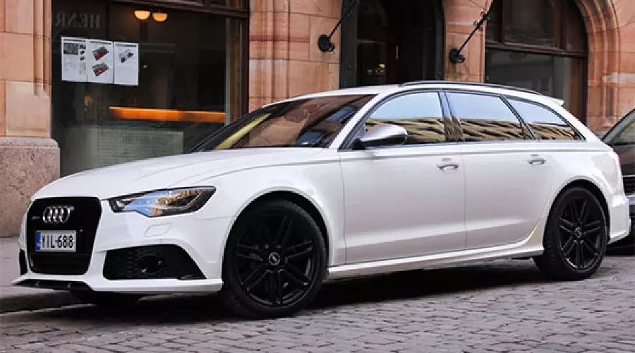 Бывший автомобиль Audi Райкконена © Фото carmagazine Бывший автомобиль Audi Райкконена © Фото carmagazine