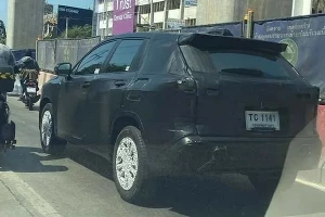 Toyota Corolla Cross на испытаниях &copy;&nbsp;Фото community.headlightmag.com