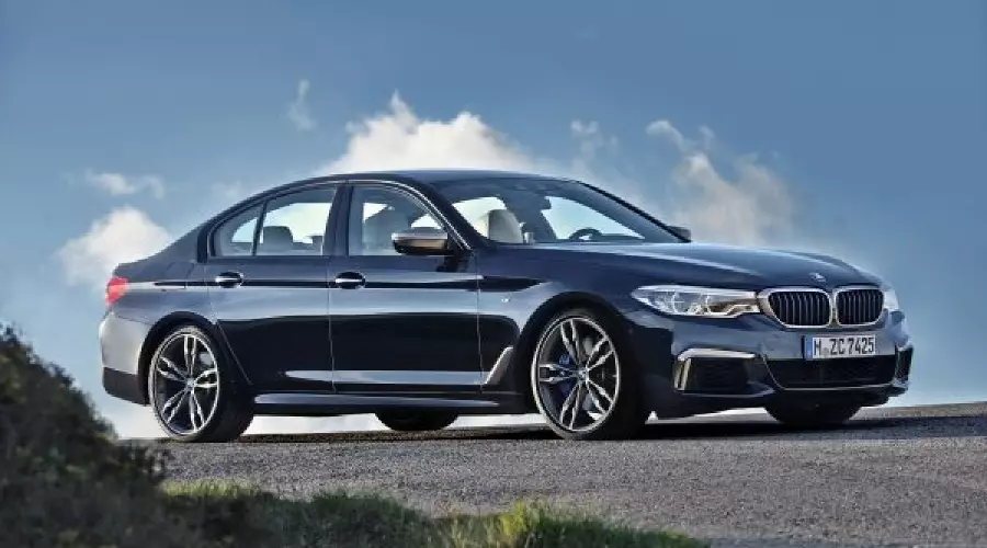 BMW представил новую версию «пятерки» M Performance &copy;&nbsp;Фото ЮГА.ру