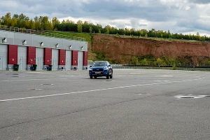 Кроссовер Haval F7. Не удержались от лосиного теста &copy;&nbsp;Фото Евгения Мельченко, Юга.ру