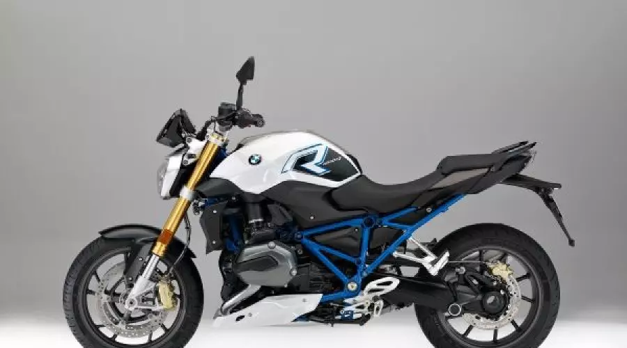 BMW Motorrad представляет новинки 2017 года © Фото ЮГА.ру BMW Motorrad представляет новинки 2017 года © Фото ЮГА.ру