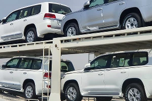 Рестайлинговый внедорожник Toyota Land Cruiser 200 &copy;&nbsp;Фото Kurdistan Automotive Blog