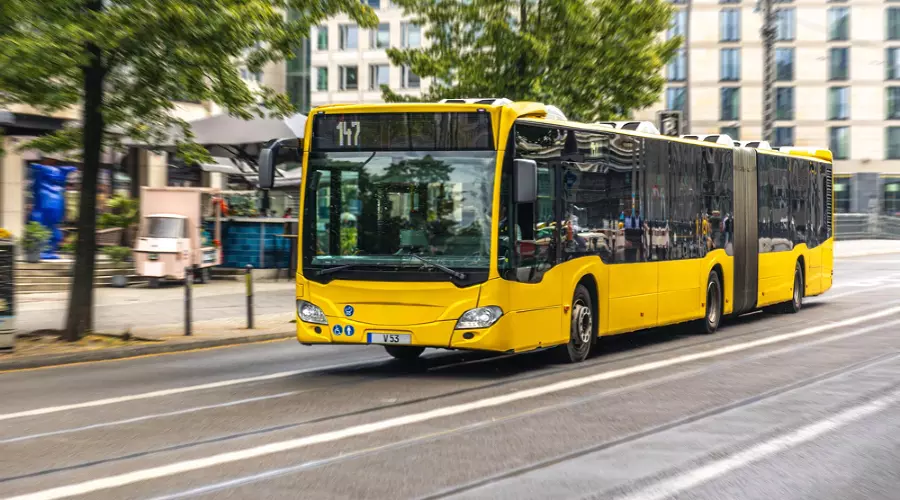 автобус © freepik.com автобус © freepik.com