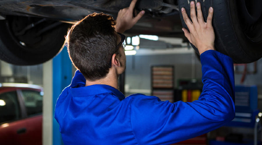 подвеска автомобиля &copy;&nbsp;Изображение сгенерировано нейросетью Gigachat