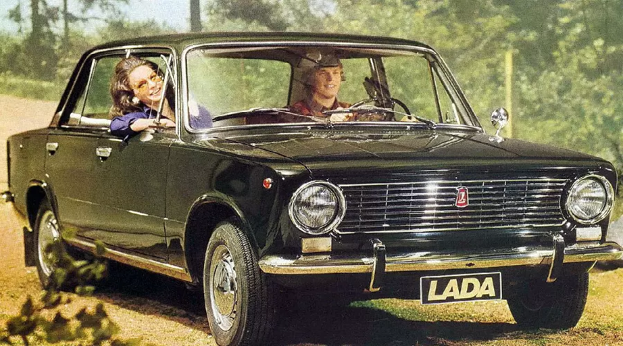 Реклама ВАЗ-2101 времен СССР &copy;&nbsp;Фото с сайта favcars.com
