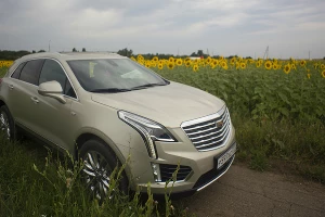 Cadillac XT5. Не Escalade, но ростом вышел &copy;&nbsp;Фото Евгения Мельченко, Юга.ру