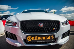 Компания Continental представила и испытала новую шину SportContact 6 &copy;&nbsp;Фото ЮГА.ру