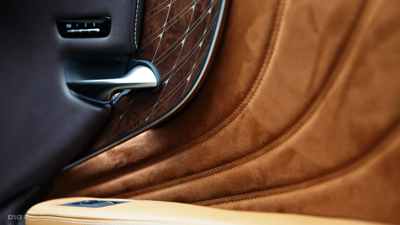 Новый Lexus LS. Салон