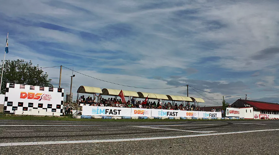 Первый этап чемпионата "Drift Battle Series" в Усть-Лабинске &copy;&nbsp;Фото ЮГА.ру