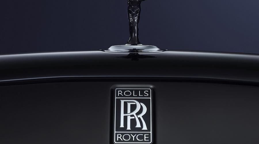 Серия Black Bage: "Темная сторона" классического Rolls-Royce © Фото ЮГА.ру