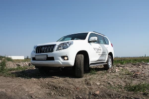 Land Cruiser Prado &copy;&nbsp;Фото ЮГА.ру