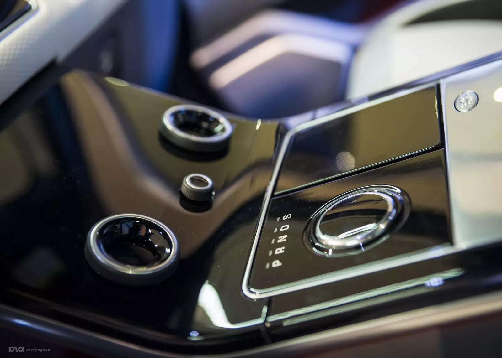 Салон Range Rover Velar
