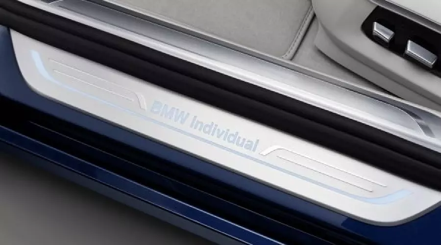 BMW представляет юбилейную версию седана BMW Individual 7 серии "THE NEXT 100 YEARS" &copy;&nbsp;Фото ЮГА.ру