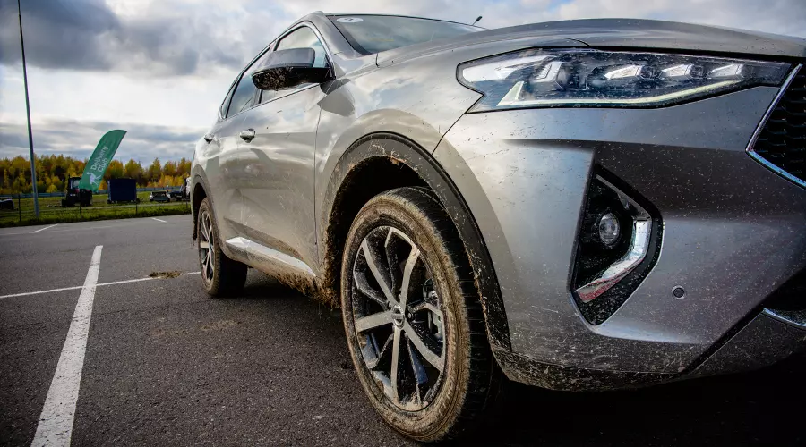 Кроссовер Haval F7. Это не внедорожник, но вне дорог может немало &copy;&nbsp;Фото Евгения Мельченко, Юга.ру