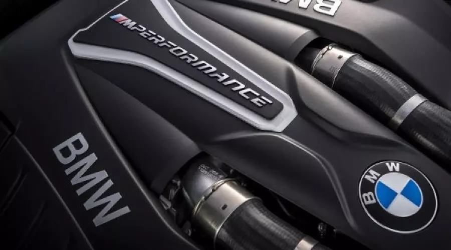 BMW представил новую версию «пятерки» M Performance &copy;&nbsp;Фото ЮГА.ру