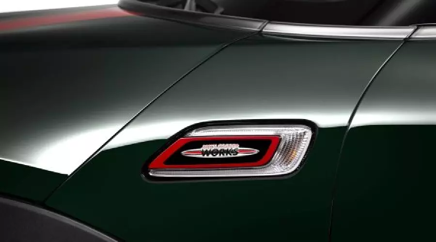 Новый MINI John Cooper Works Clubman © Фото ЮГА.ру Новый MINI John Cooper Works Clubman © Фото ЮГА.ру
