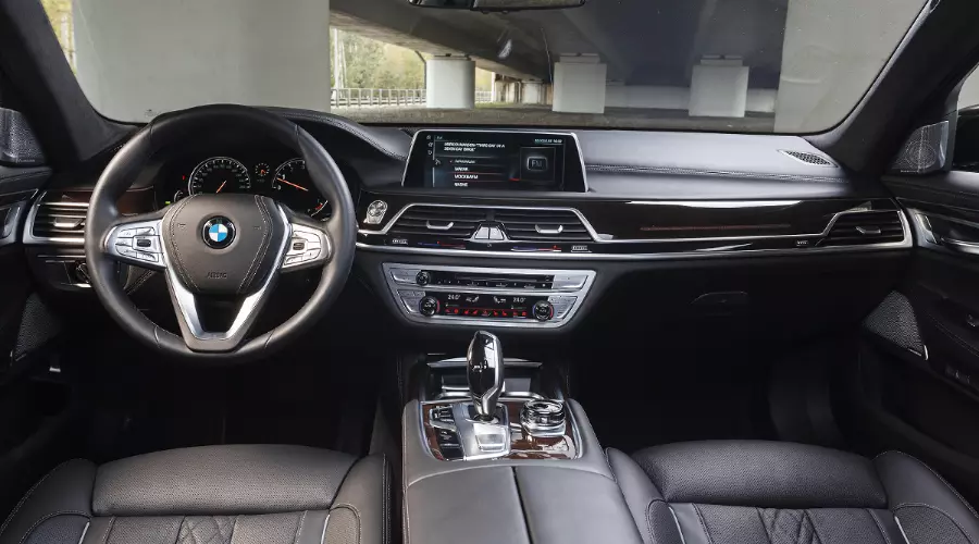 Новый BMW 7-Series (Фото: BMW) &copy;&nbsp;Фото ЮГА.ру