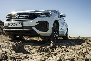 Новый Volkswagen Touareg &copy;&nbsp;Фото Евгения Мельченко, Юга.ру