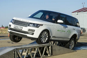 Приключение от Jaguar Land Rover Experience состоялось в Краснодаре &copy;&nbsp;Фото Евгения Мельченко, Юга.ру