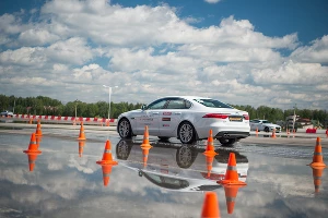 Компания Continental представила и испытала новую шину SportContact 6 &copy;&nbsp;Фото ЮГА.ру
