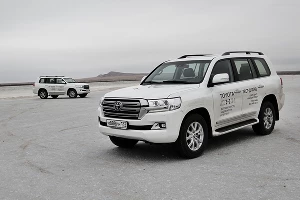 Toyota Land Cruiser 200 &copy;&nbsp;Фото: Евгений Мельченко