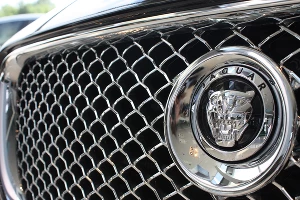 Jaguar XJ 01 &copy;&nbsp;Фото ЮГА.ру