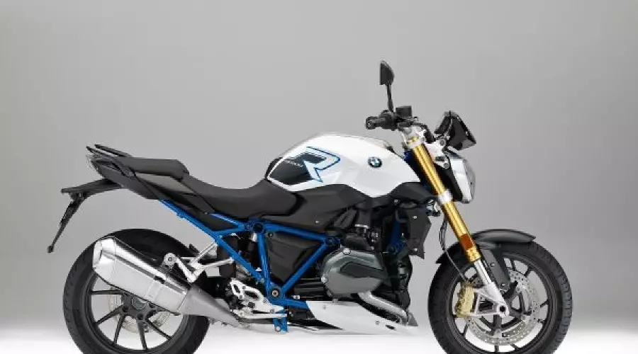 BMW Motorrad представляет новинки 2017 года © Фото ЮГА.ру BMW Motorrad представляет новинки 2017 года © Фото ЮГА.ру